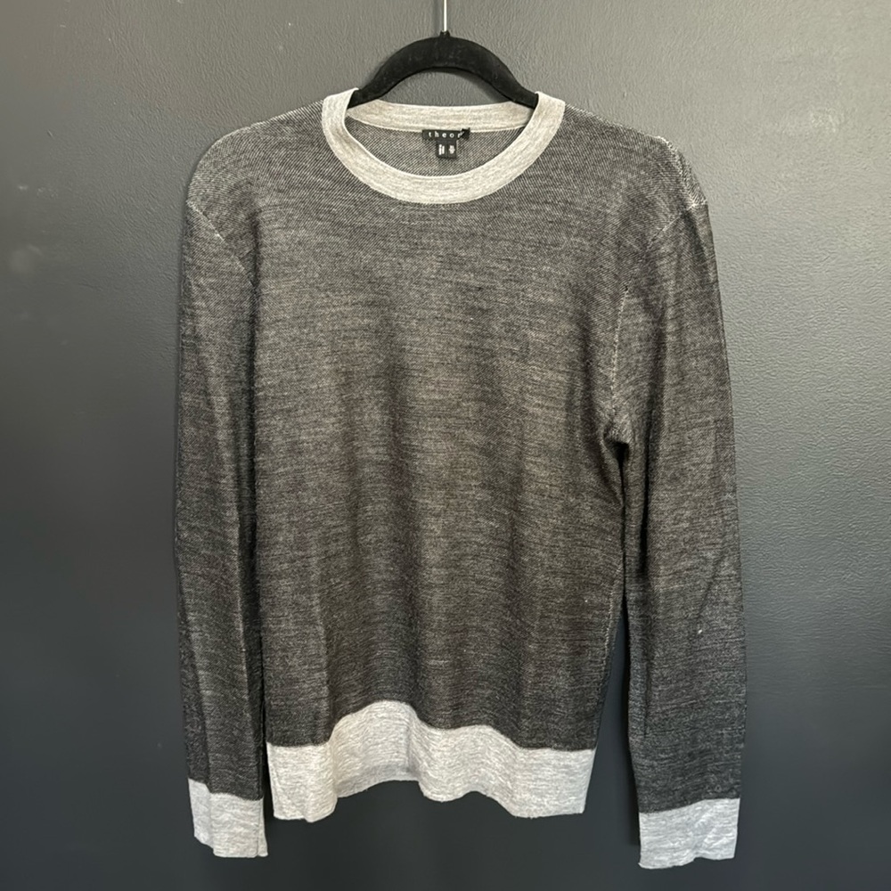 Theory duotone sweater. Wool. Men’s XS. Grey.